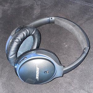 Bose Soundlink Around-Ear Wireless Headphones